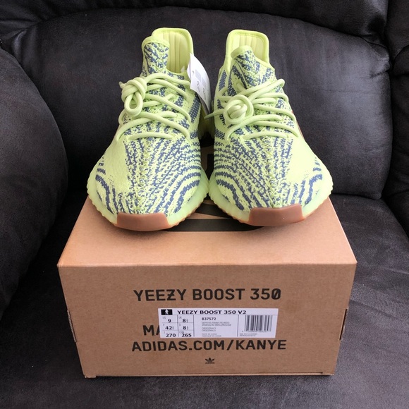 Yeezy Boost 350 - Picture 3 of 8